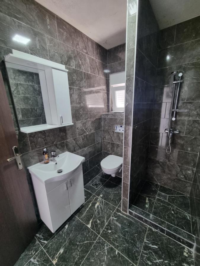 Apartmani Milic Kotor Bagian luar foto