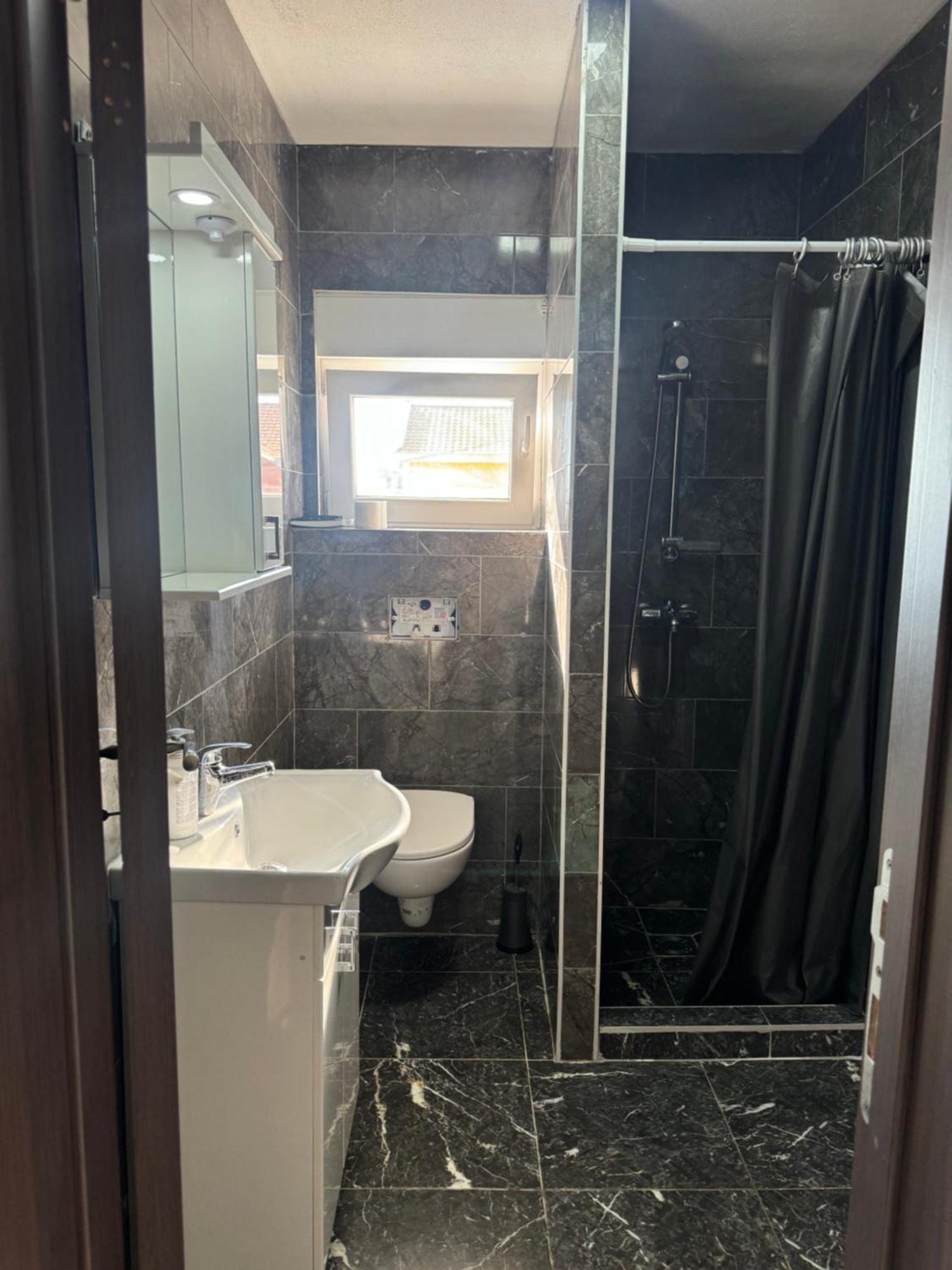 Apartmani Milic Kotor Bagian luar foto